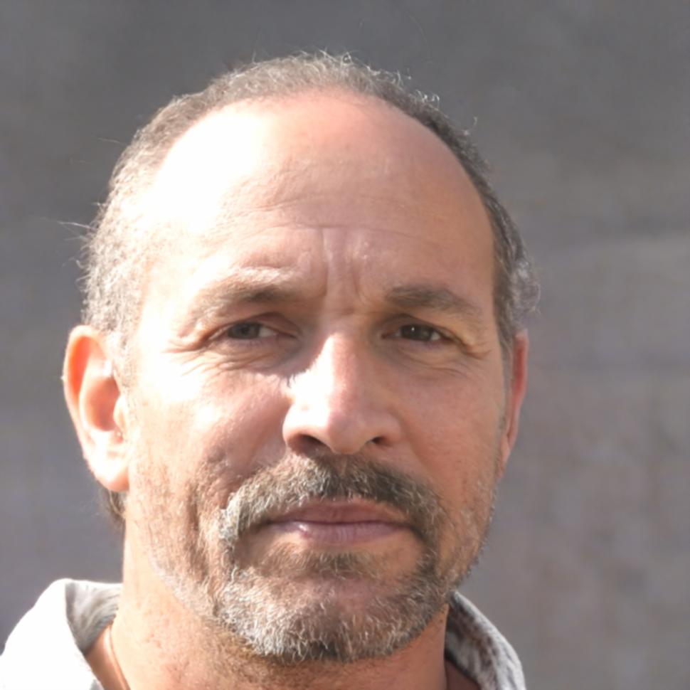 Portrait de Maxime Beauregard, formateur expert en finance